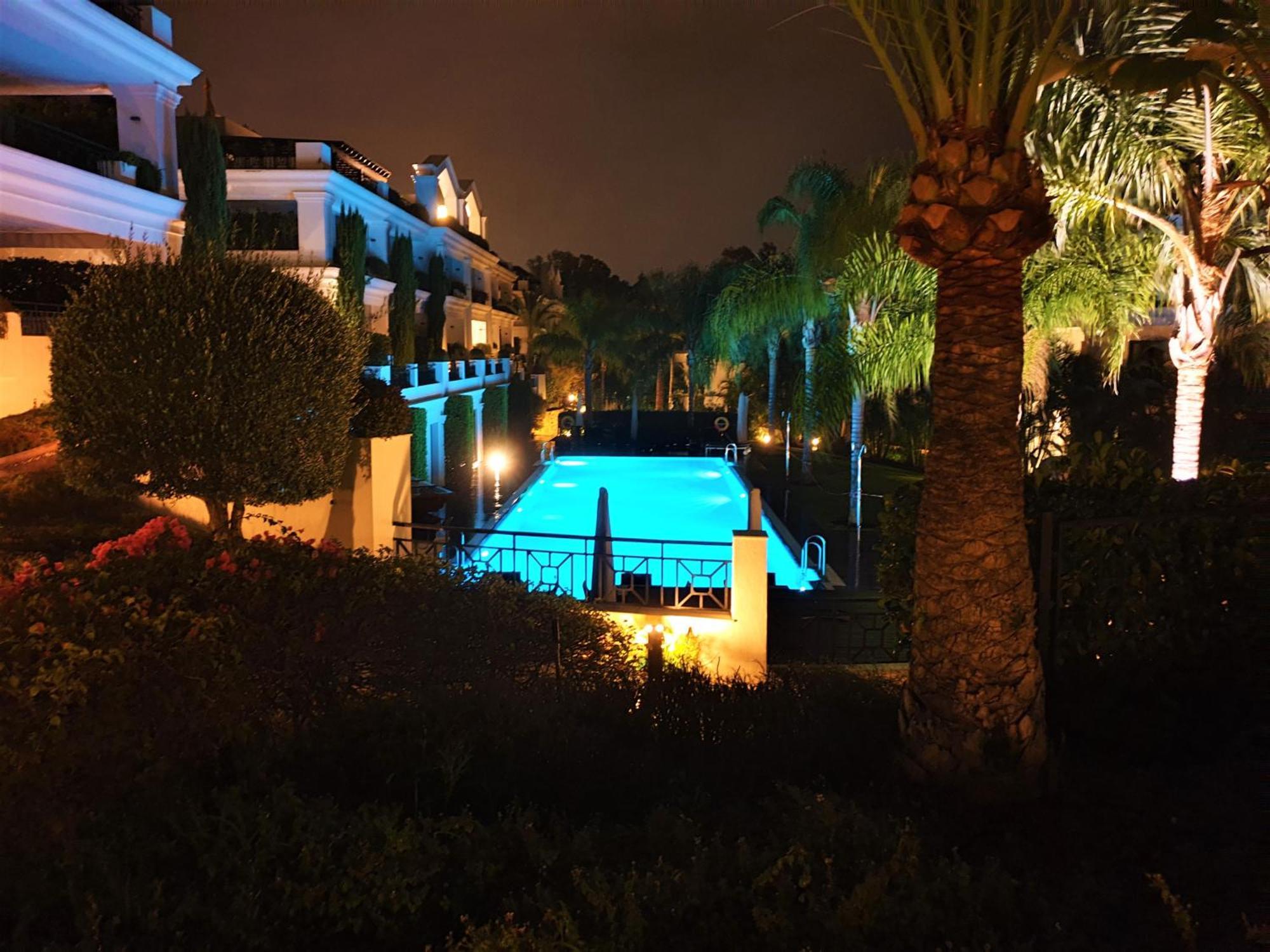 Luxury Apartment Frontal To The Sea In Estepona Doncella Beach Dış mekan fotoğraf