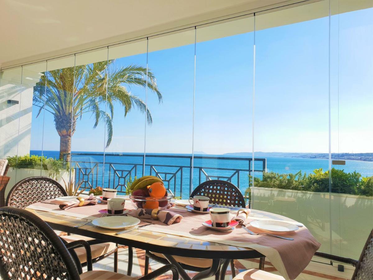 Luxury Apartment Frontal To The Sea In Estepona Doncella Beach Dış mekan fotoğraf