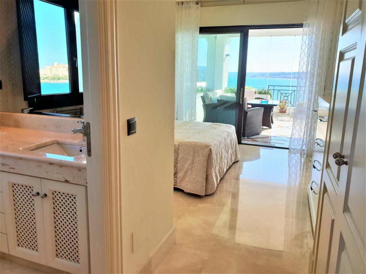 Luxury Apartment Frontal To The Sea In Estepona Doncella Beach Dış mekan fotoğraf