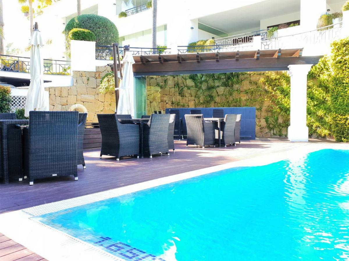 Luxury Apartment Frontal To The Sea In Estepona Doncella Beach Dış mekan fotoğraf