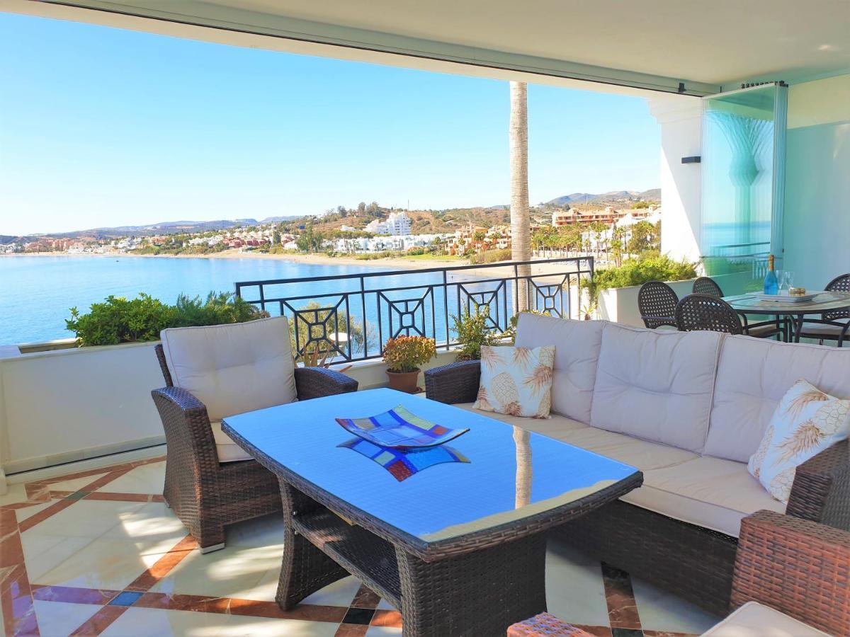 Luxury Apartment Frontal To The Sea In Estepona Doncella Beach Dış mekan fotoğraf